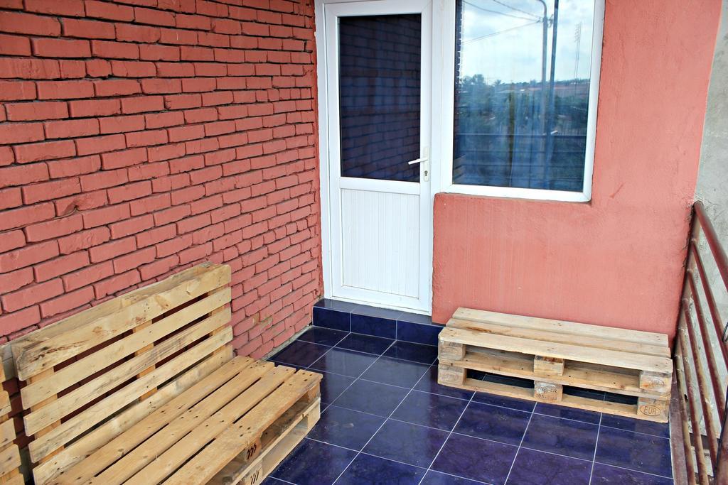 קוטאיסי Hostel Bude חדר תמונה