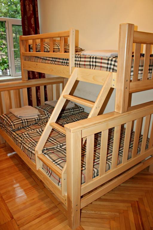 קוטאיסי Hostel Bude חדר תמונה