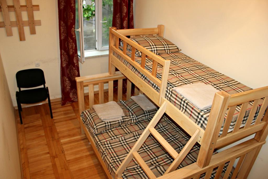 קוטאיסי Hostel Bude חדר תמונה