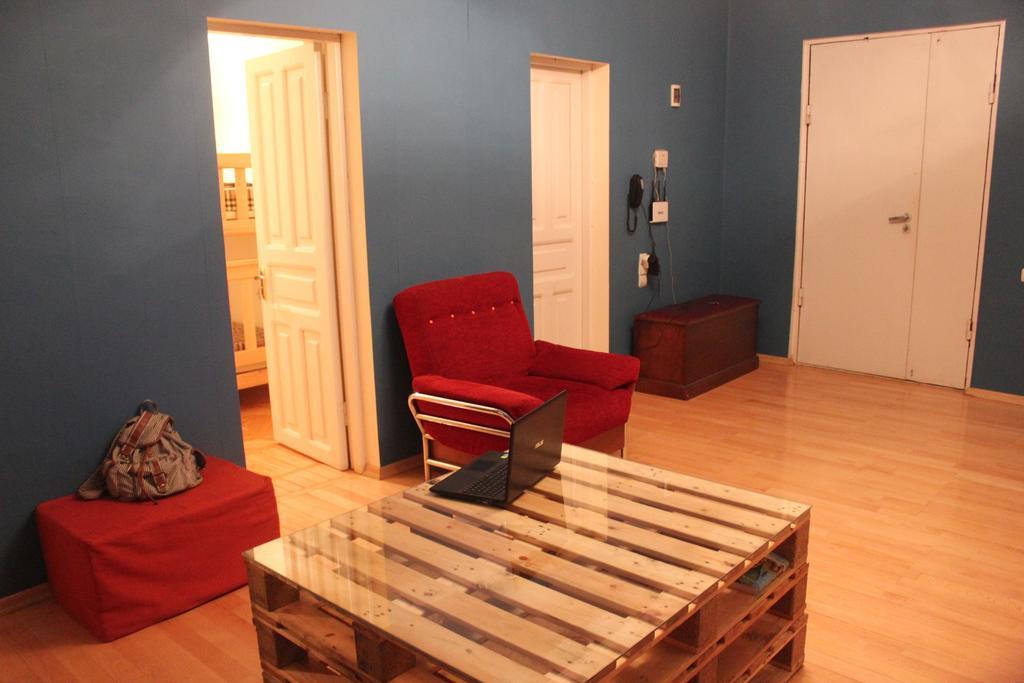 קוטאיסי Hostel Bude מראה חיצוני תמונה