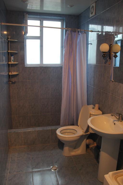 קוטאיסי Hostel Bude מראה חיצוני תמונה