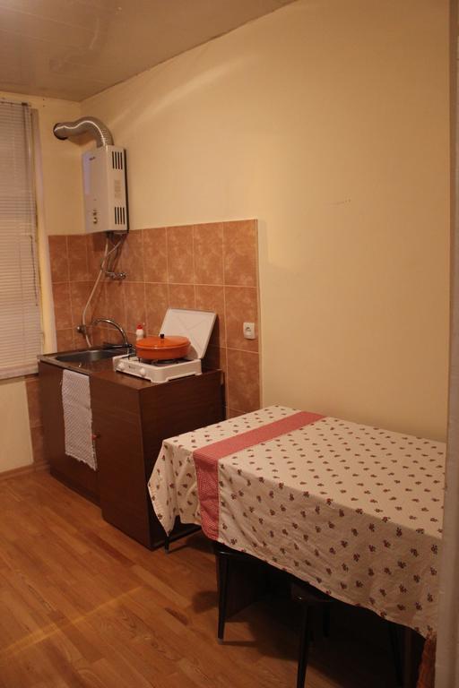 קוטאיסי Hostel Bude מראה חיצוני תמונה